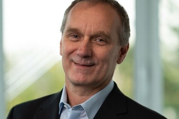 martin_photo_alt_01_Martin_Hug